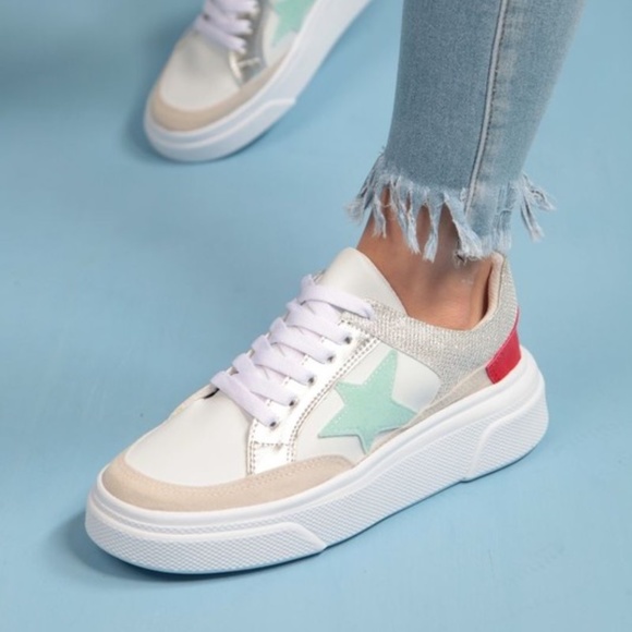 Trindy Clozet Boutique Shoes - Makers Lime and Red Star Detail Sneaker Shoes